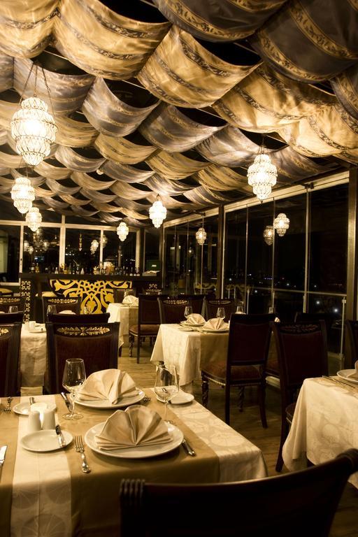 Ottoman Hotel Park Istambul Restaurant photo